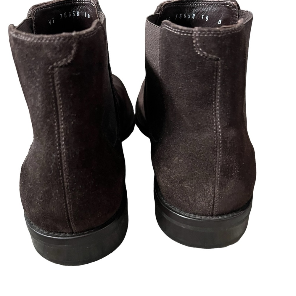 Salvatore Ferragamo Brown Suede Classic Chelsea Boots Side 10 - Picture 6 of 13